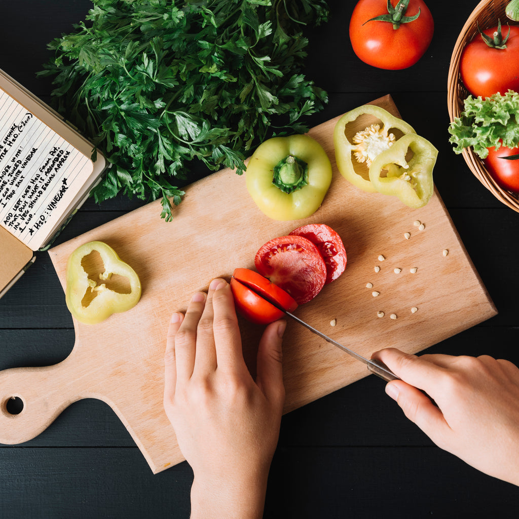 Benefits of using a wooden cutting board