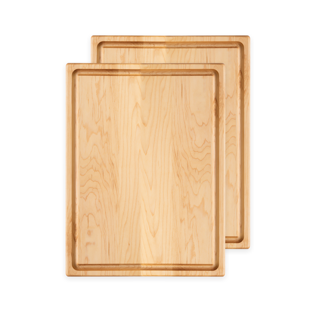Vue de dessus de l’ensemble de deux planches à découper en érable avec rigole, de 16 × 12 po