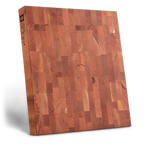 Bloc de boucher en bois de bout de cerisier, de 18 × 16 × 1,75 pouces, posé debout sur son petit côté, avec la marque et la prise de main visibles.