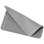 Side view of the silicone mat for butcher blocks