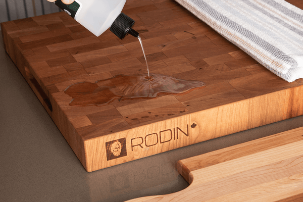 Care Oil for cutting boards, butcher blocks, & utensils (16 fl. Oz - 473ml) - MAISON RODIN